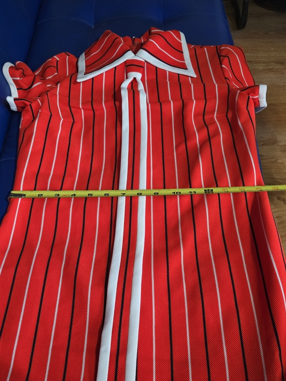 1960's Mod Red Striped Shift Dress with White Trim Tie - Picture 6 of 9